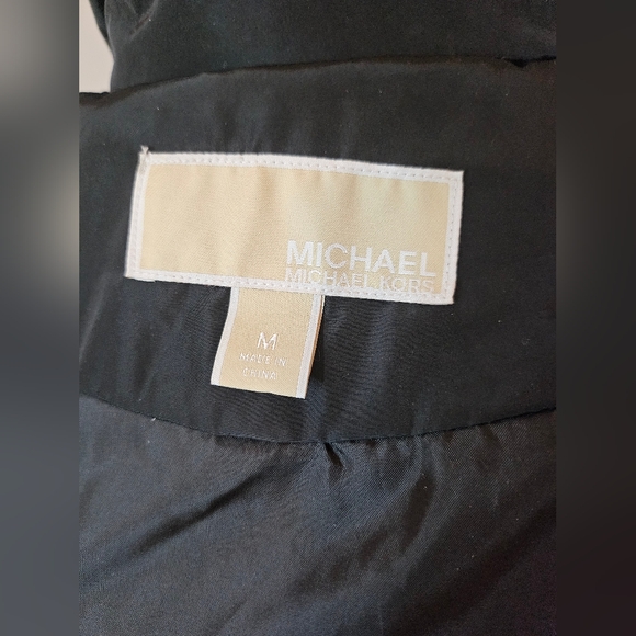 Michael Kors Black Puffer Vest EUC - Picture 5 of 7
